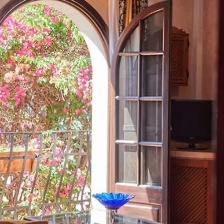 Petit Ses Rotges - Only Adults 3*