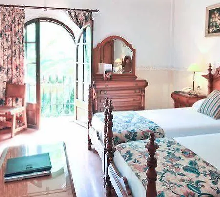 Petit Ses Rotges - Only Adults Hotel