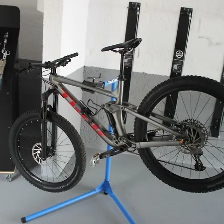 Petit Ses Rotges - Only Adults 3*