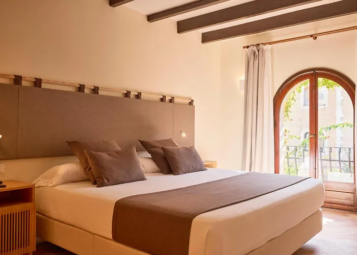 Petit Ses Rotges - Only Adults