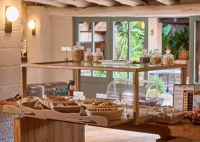 Petit Ses Rotges - Only Adults 3*