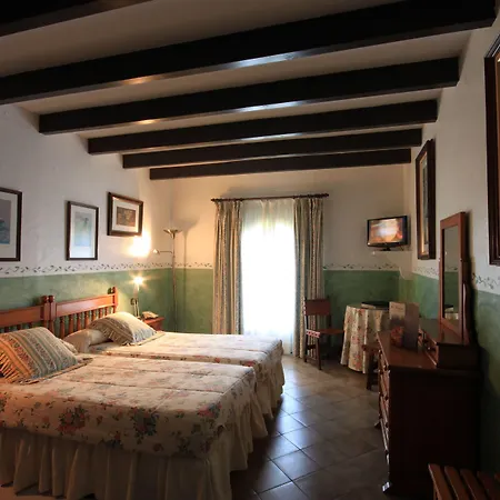 Petit Ses Rotges - Only Adults 3*