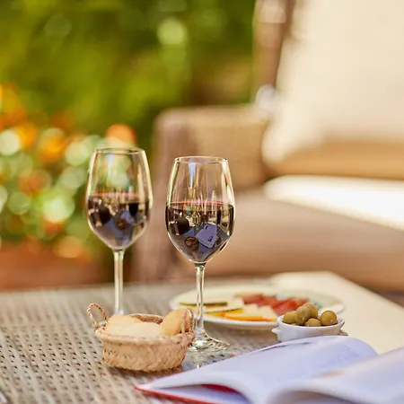 Petit Ses Rotges - Only Adults Hotel 3*