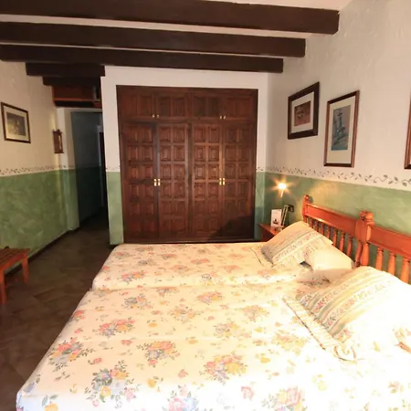 Petit Ses Rotges - Only Adults Hotel 3*