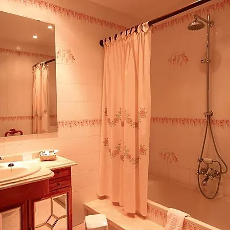 Petit Ses Rotges - Only Adults Hotel 3*