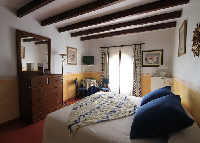 Petit Ses Rotges - Only Adults Hotel