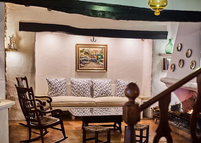 Petit Ses Rotges - Only Adults Hotel