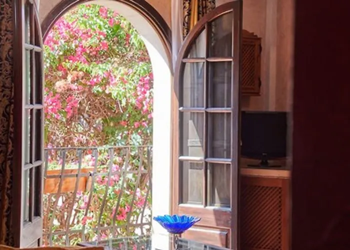 Petit Ses Rotges - Only Adults 3*