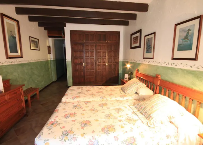 Petit Ses Rotges - Only Adults Hotel 3*