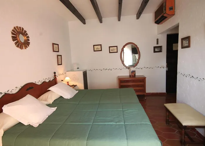 Petit Ses Rotges - Only Adults