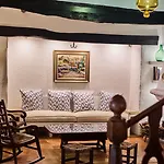 Petit Ses Rotges - Only Adults Hotel