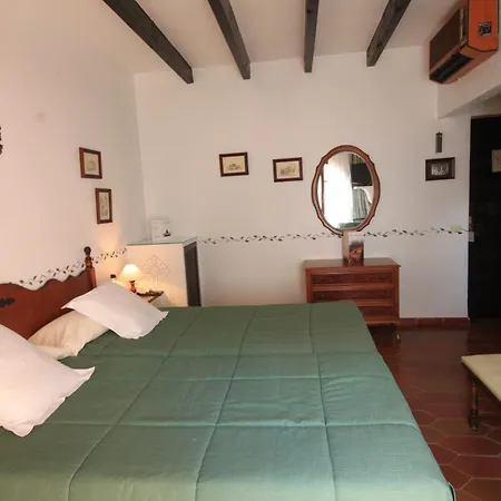 Petit Ses Rotges - Only Adults