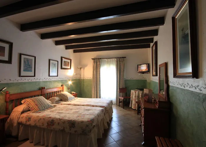 Petit Ses Rotges - Only Adults 3*